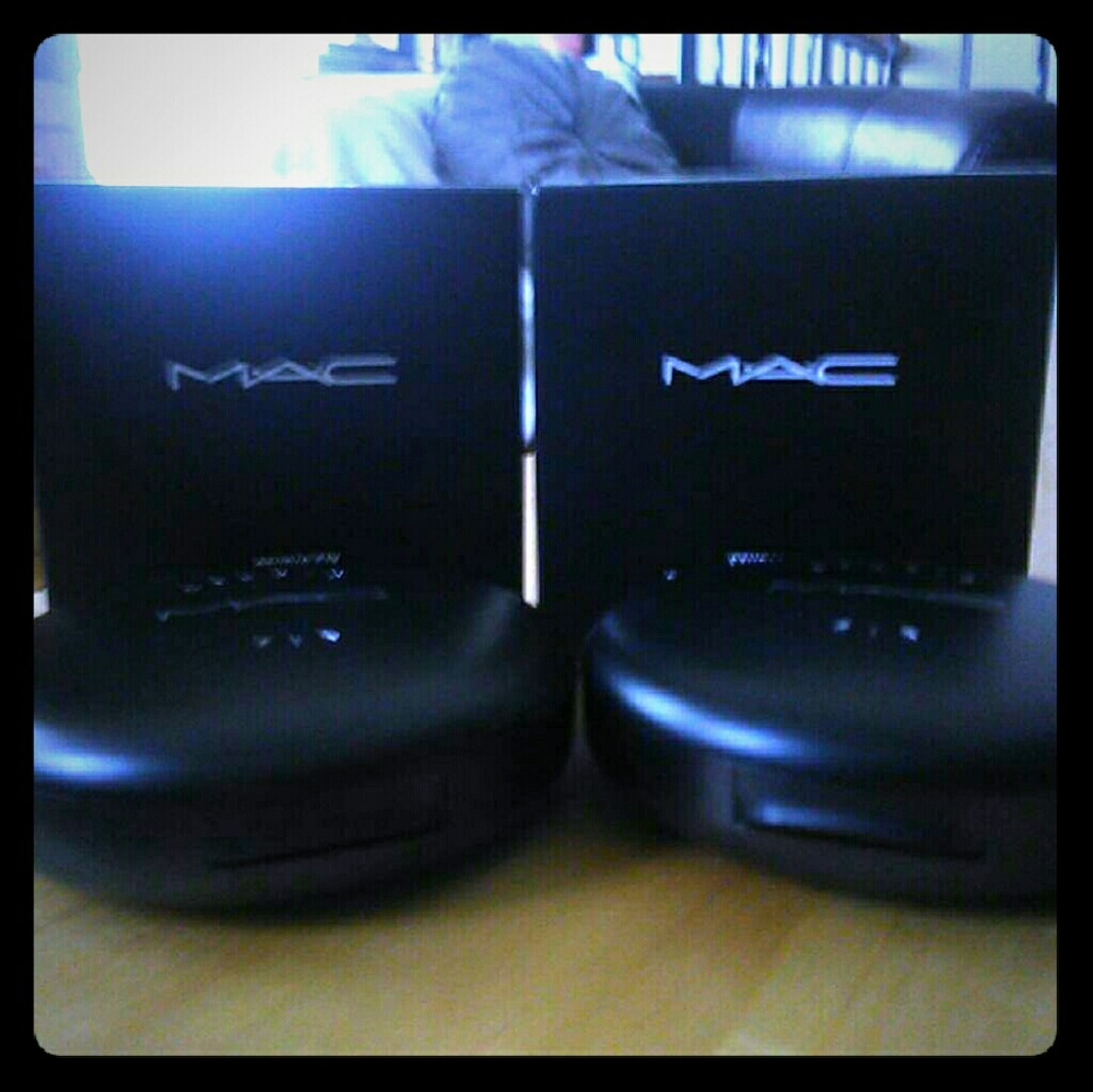 MAC Studio Fix Powder plus Foundation