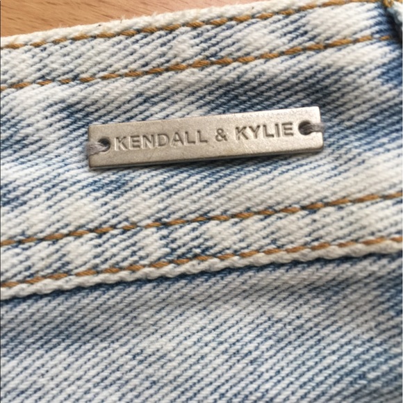 Kendall & Kylie shorts - Picture 5 of 8