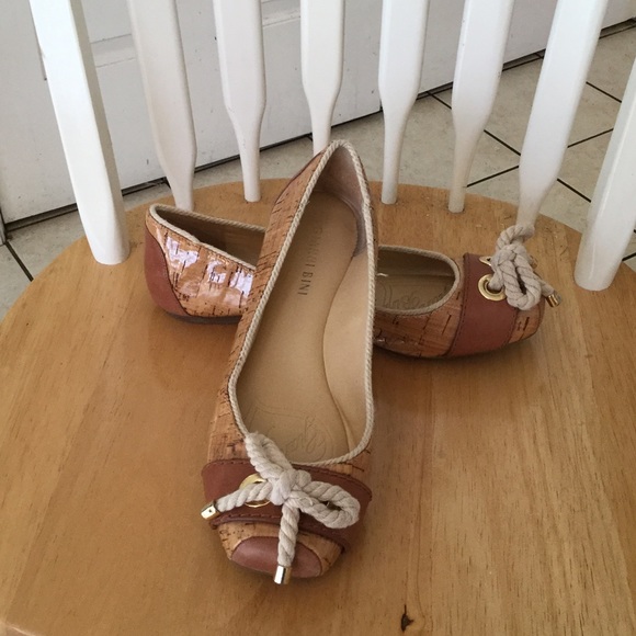 Shoes - Gianni Bini flats