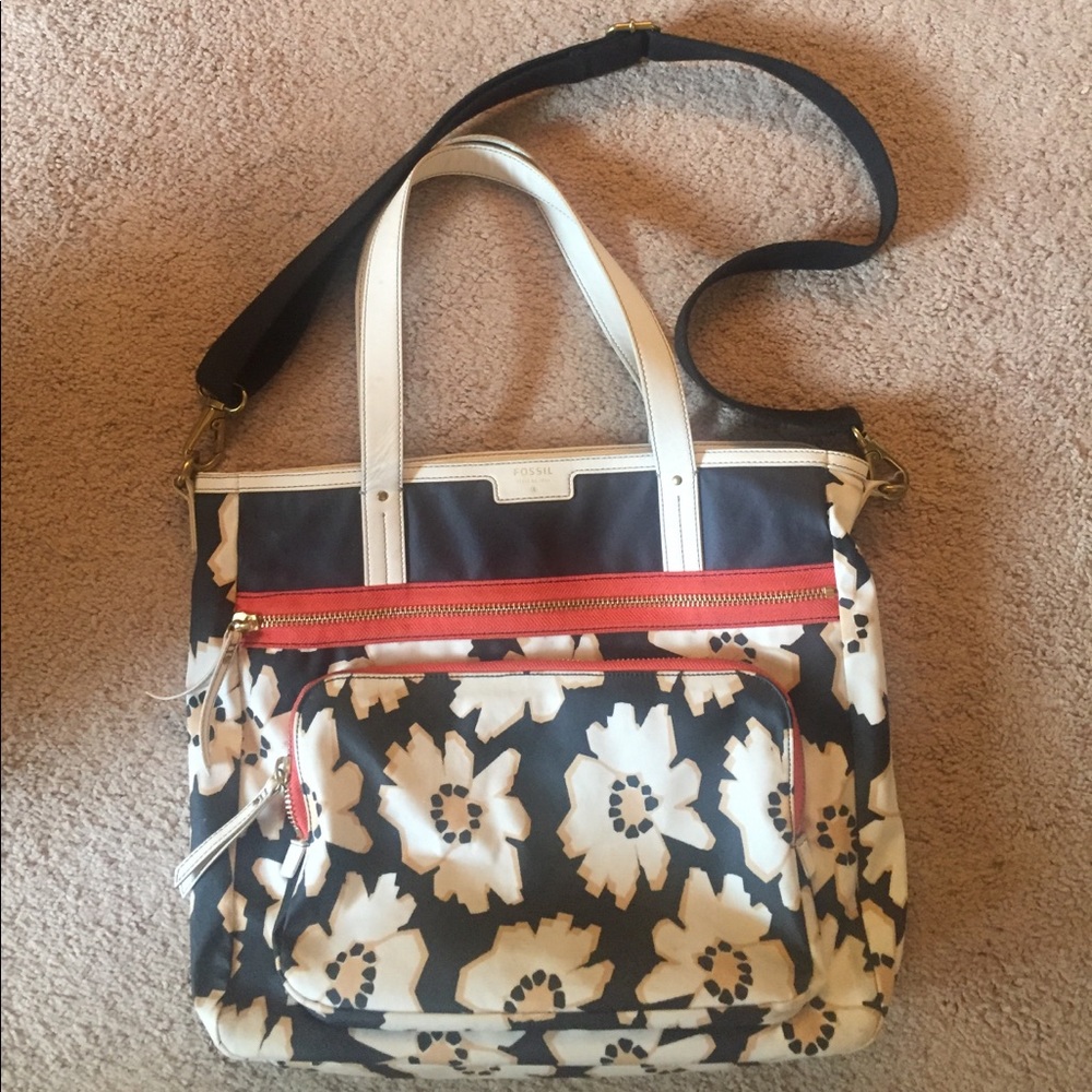 Fossil Tote bag- Great for teachers and travelers!