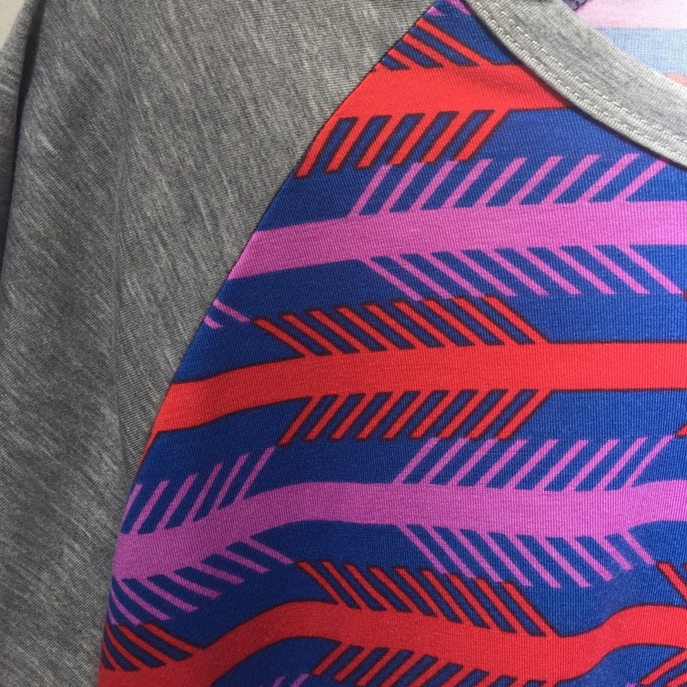 LuLaRoe Randy Tee - Picture 3 of 4