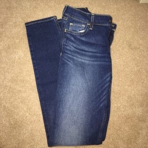 NWT Hollister jeans MEDIUM WASH