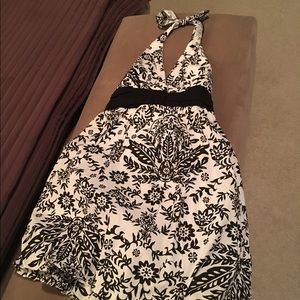 Lovely summer dress halter- neck