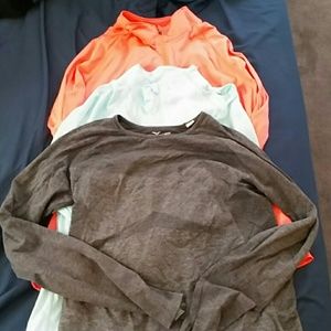 Bundle! Ladies athletic tops, XL, old navy!