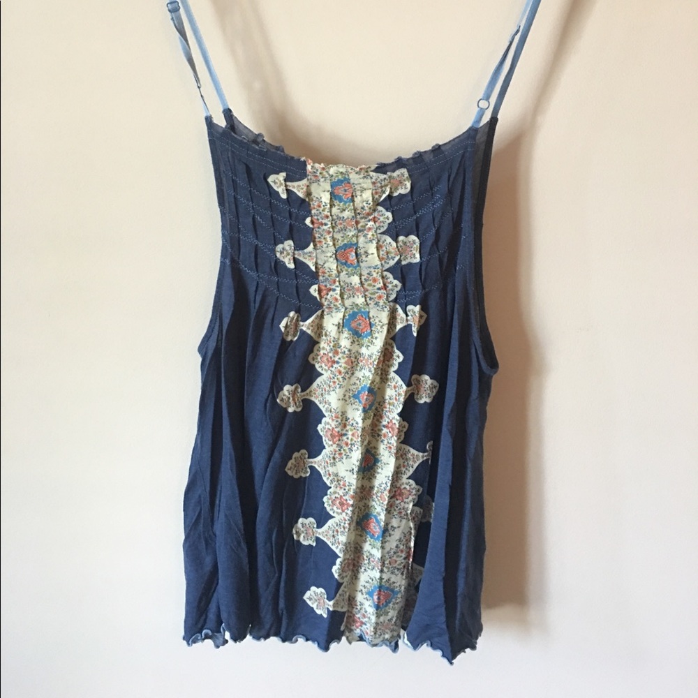 ✨FREE PEOPLE tank✨