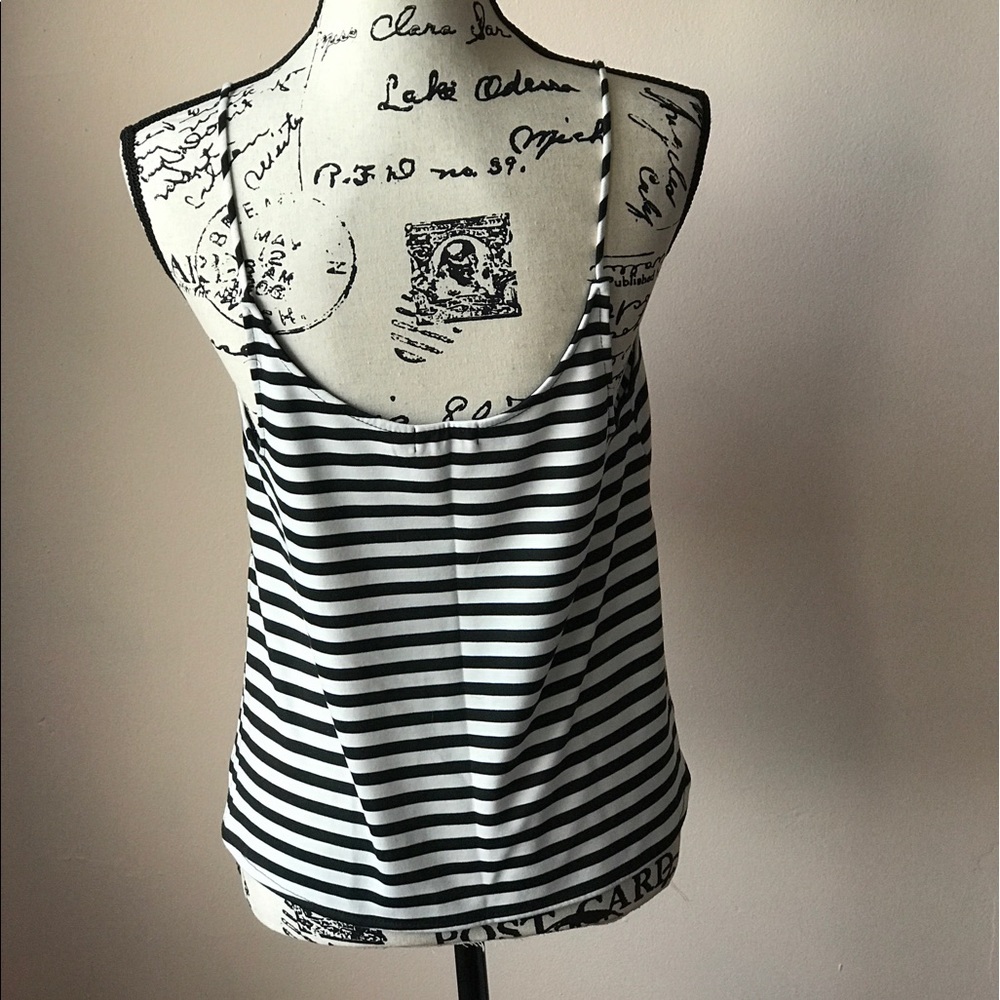 Silence + Noise High Low Tank Top. Size M - Picture 4 of 7