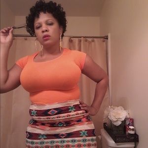 Medium stretchy Top and large skirt