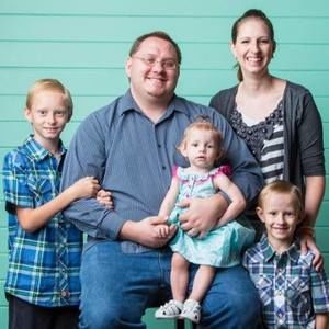 Meet your Posher, Holly