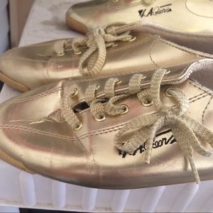 Vintage L.A. Gear Gold Shoes