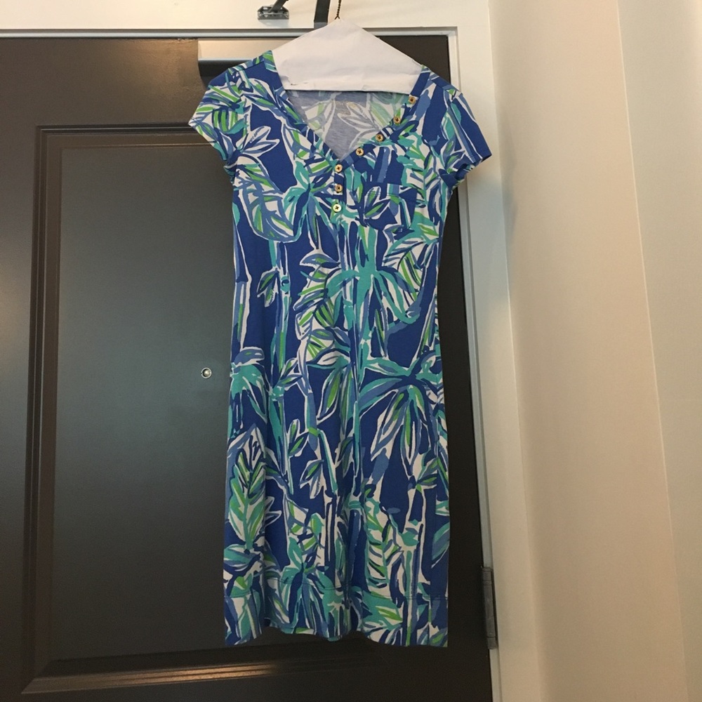 Lilly Pulitzer blue colorful dress