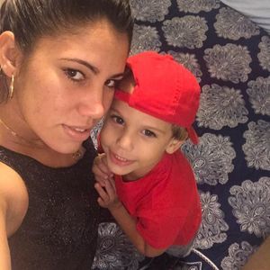 Meet your Posher, Raycel