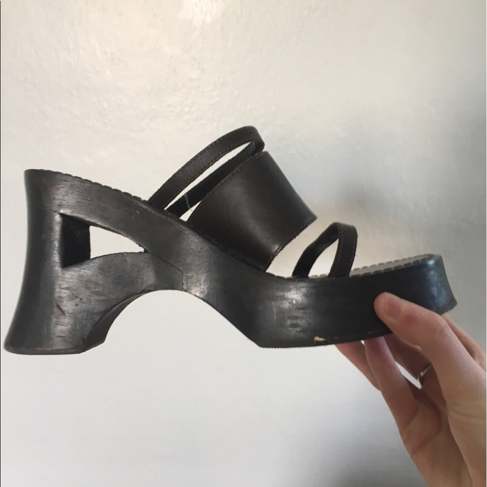 Dark brown vintage cutout Esprit platforms