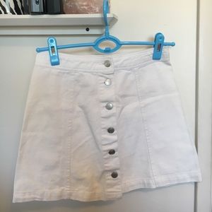 White denim skirt