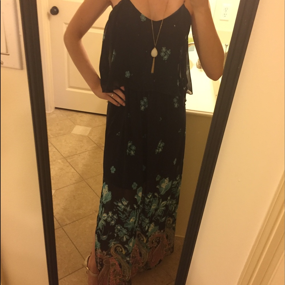 Francesca's Maxi Dress