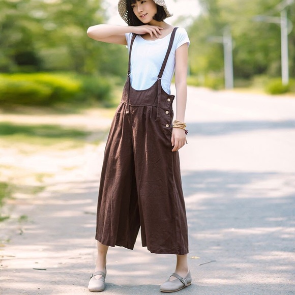 Wide-Leg Linen Jumpsuit - Picture 1 of 4