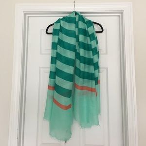 Banana Republic NWT Scarf, Beautiful Green Stripe