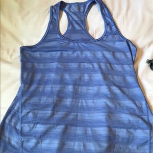 Athleta light blue stripe chi tank Guc size M