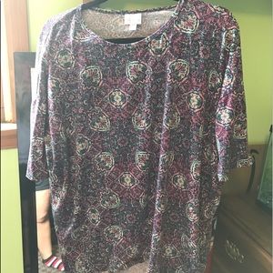 Lularoe Irma some pilling