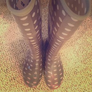Rain boots NWT