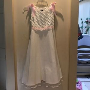 White and pink kids dress