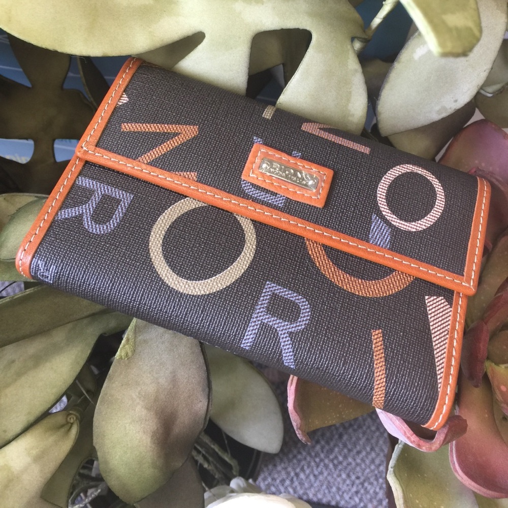 Wallet - Picture 1 of 2