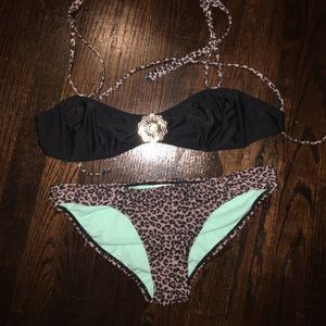 🌺🌺 Gorgeous Leopard Bathingsuit 🌺🌺