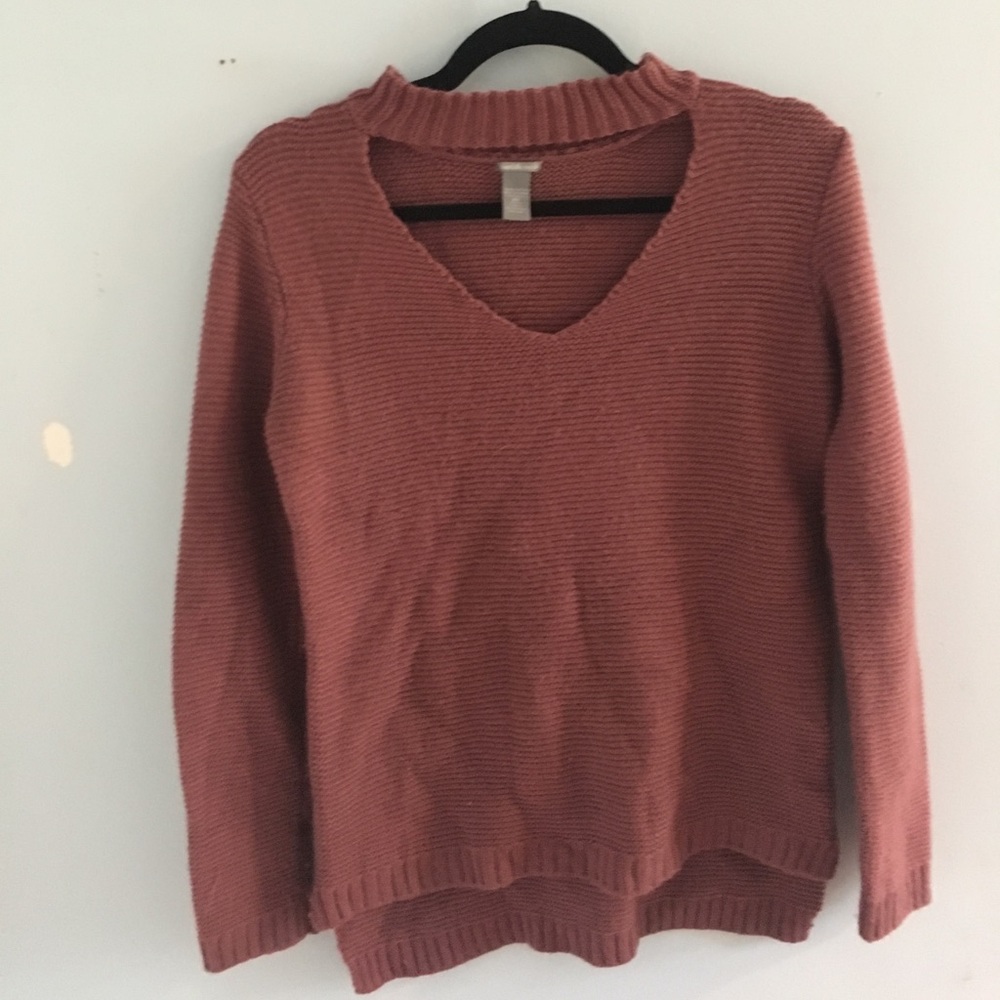 BURGUNDY CUTOUT SWEATER