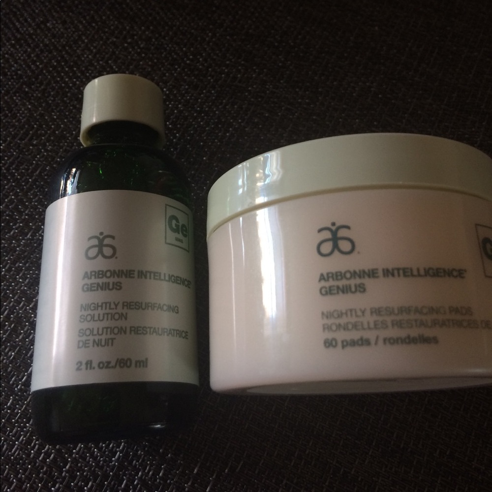 Arbonne resurfacing pads and solution