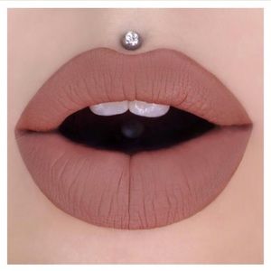 Jeffree Star liquid Velour lipstick