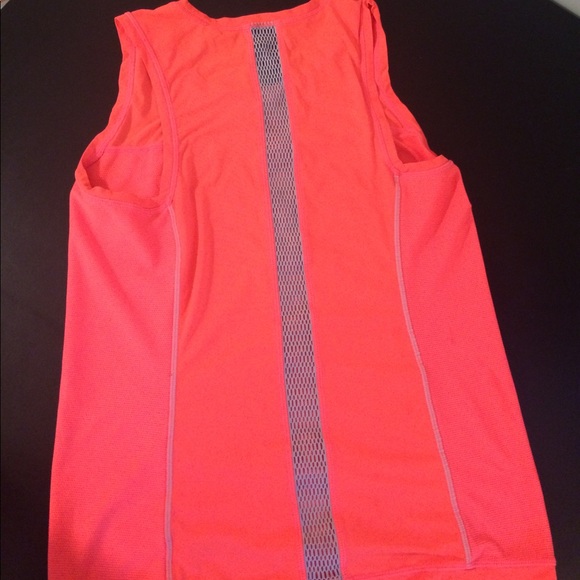 Athleta Tank Top - Picture 3 of 3