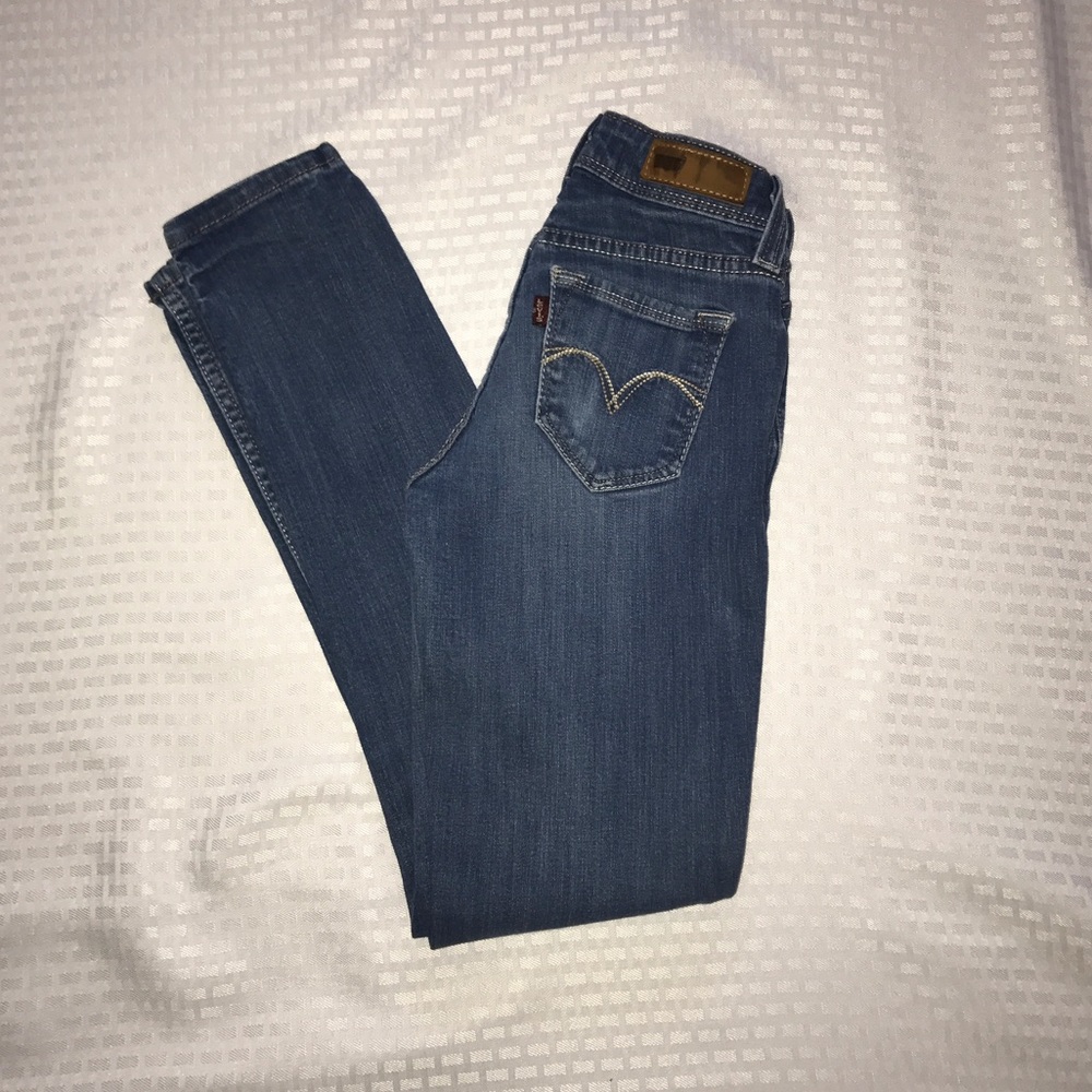 Levi's Bold Curve Low Rise Skinny Jeans