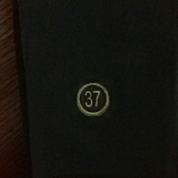 Kitty flats - Picture 3 of 3