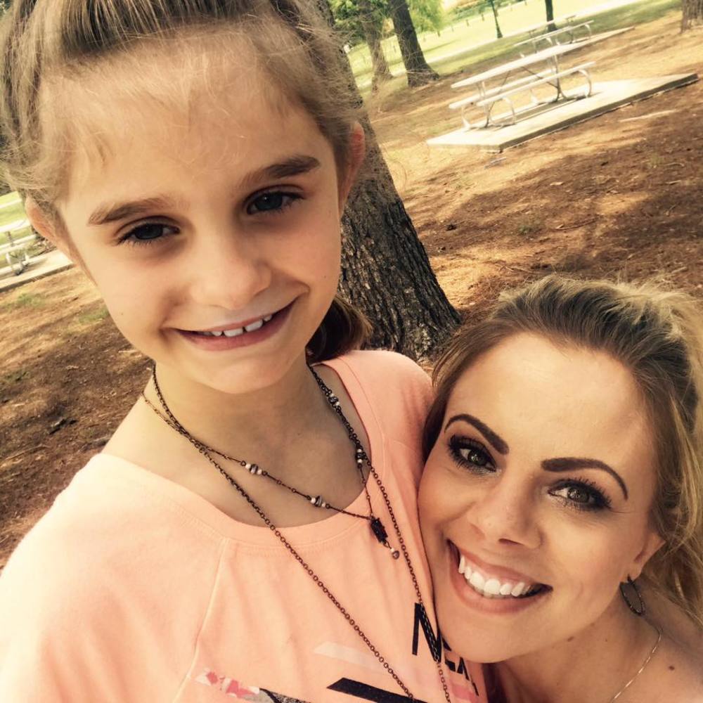 Meet your Posher, Jennie