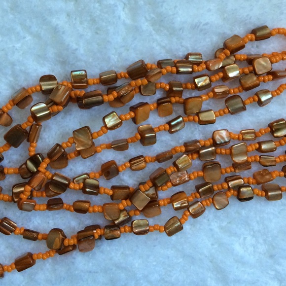 ✨NEW✨Beautiful Orange Oil Spill Layered Necklace - Picture 3 of 3