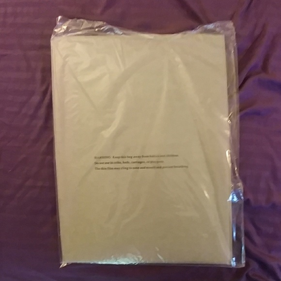 The Earth Company 15 in iPad Cover Case NWT - Picture 4 of 4