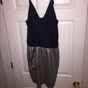 ‼️3/$15‼️ Forever21+ Black and Gold bodycon dress