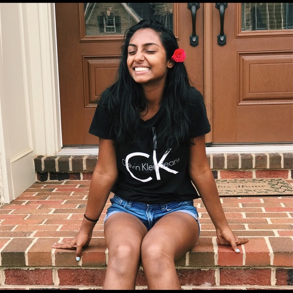 Meet your Posher, Nila - Picture 1 of 1