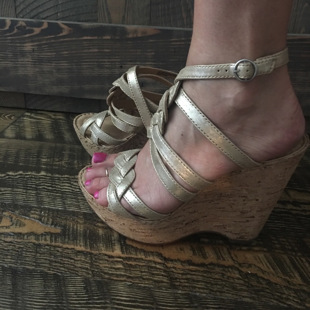 Born Crown Goldish Sandals.