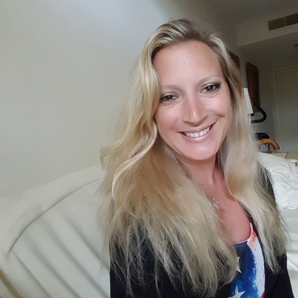 Meet your Posher, Kelly