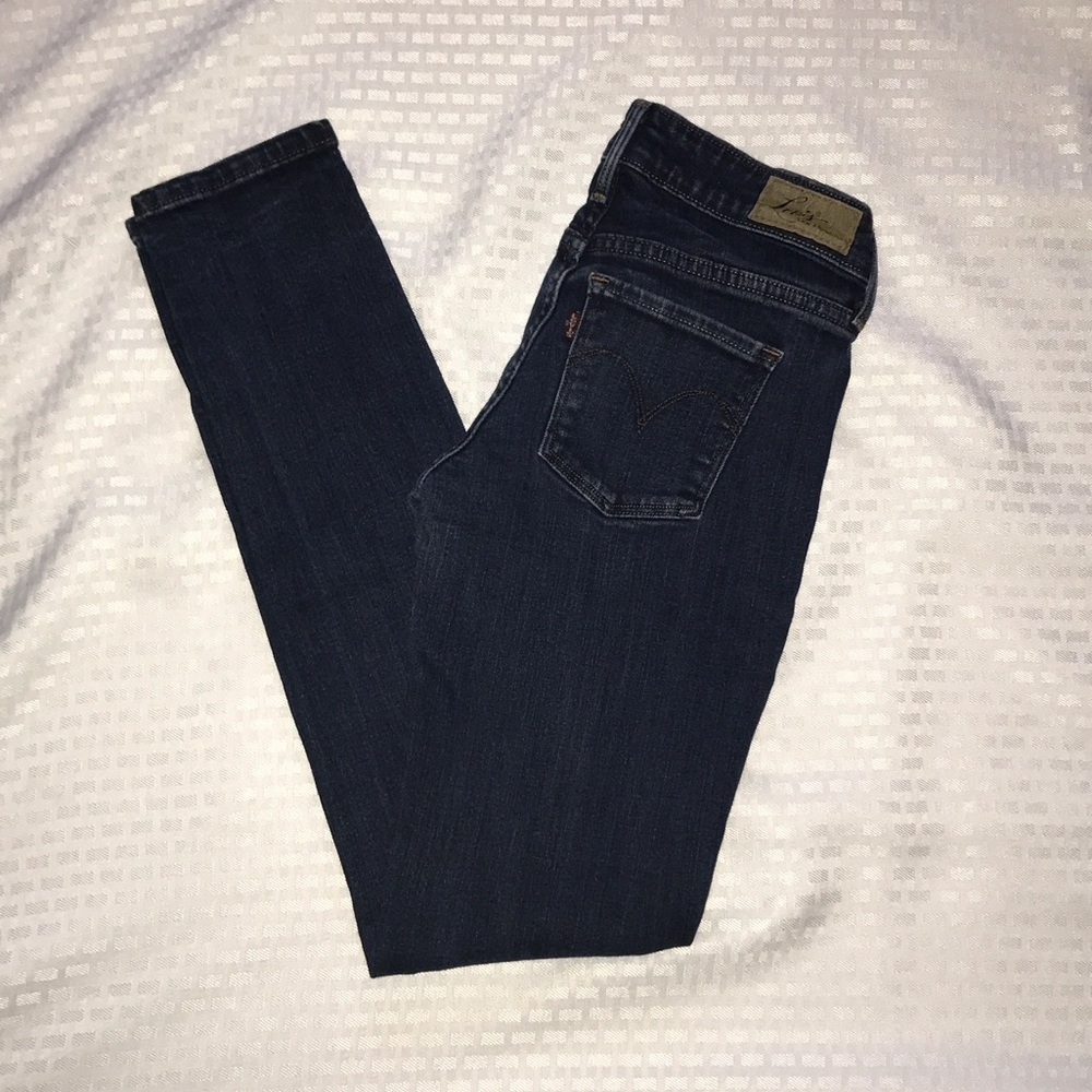 Levi's Slight Curve Modern Rise Skinny Jeans