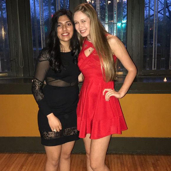 Meet your Posher, Melony - Picture 1 of 1