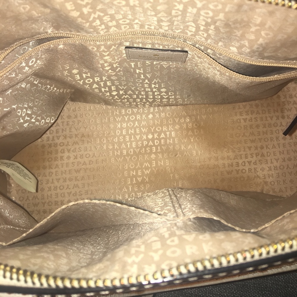 Authentic Kate Spade Tote/Cross body - Picture 4 of 7