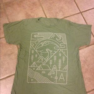 Arbor Men's T Shirt Green. Size M