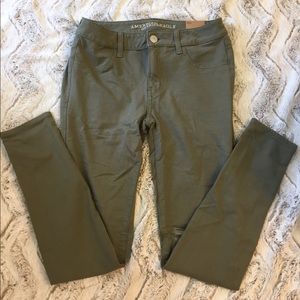 NWT American Eagle Olive Knit Jeggings