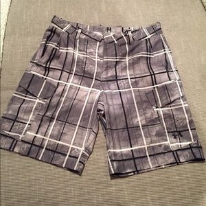 Under Armour Men's Heat Gear Shorts Sz 34