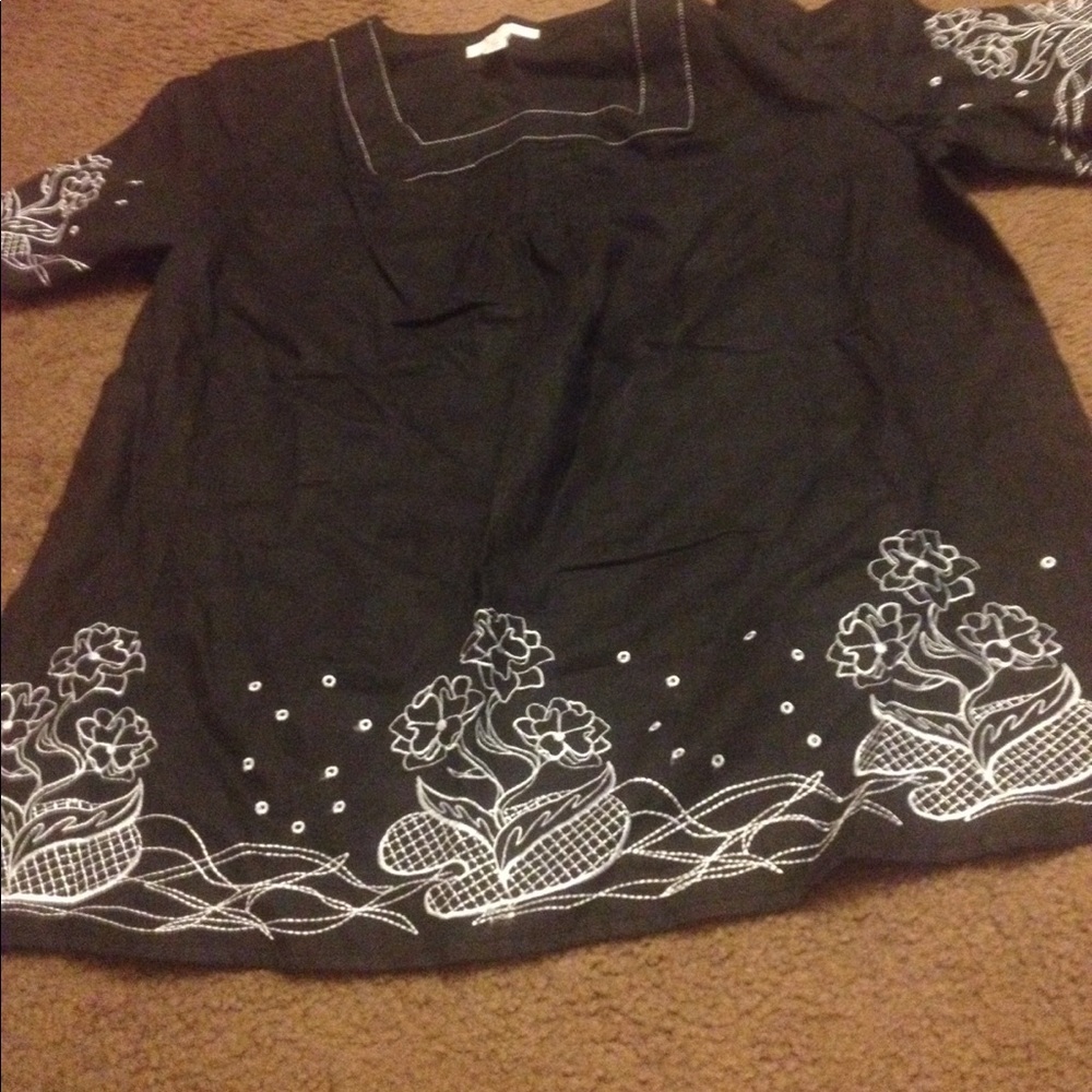 Women's size 12 JM collection blouse