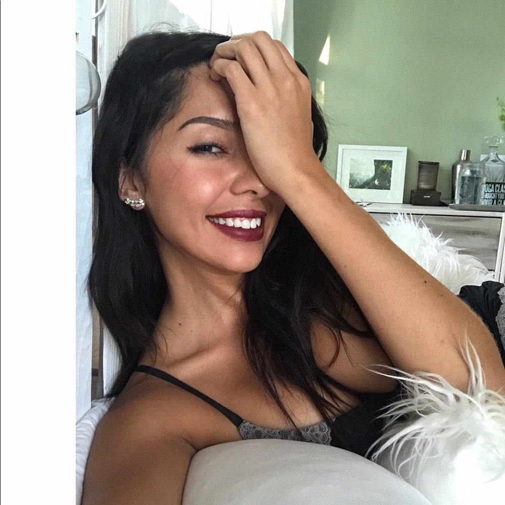 Meet your Posher, Sofia