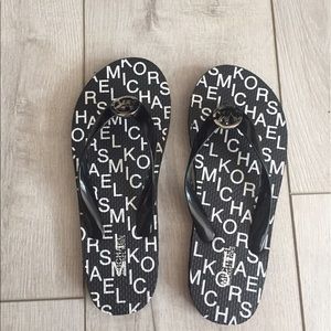 Brand new MICHAEL Michael Kors sandals. Size 6