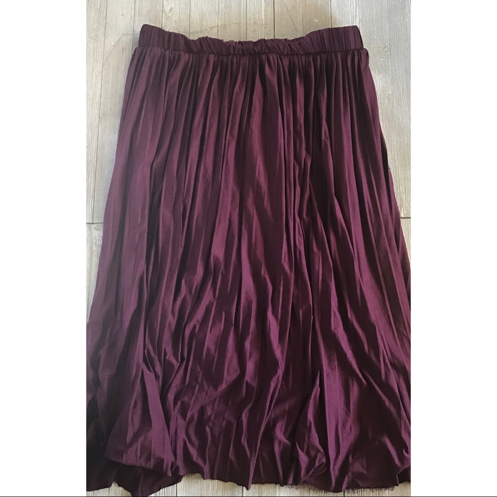 Burgundy Pleated Skirt