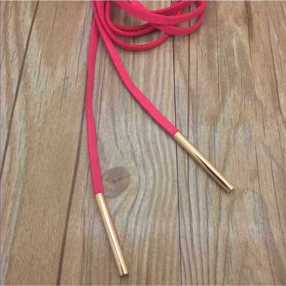 5/$25 pink strand choker necklace w/ gold tips